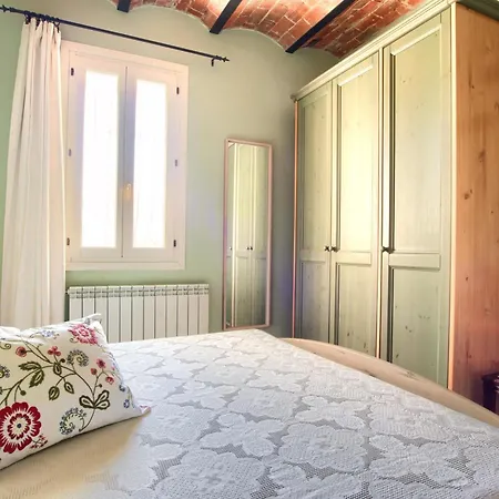 Casa de Férias Casa Immersa Nella Natura Con Piscina Ac E Wifi 2 Isolalunga