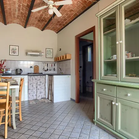 Holiday home Casa Immersa Nella Natura Con Piscina Ac E Wifi 2 *