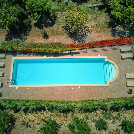 Casa de Férias Casa Immersa Nella Natura Con Piscina Ac E Wifi 2